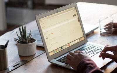 Informe web y redes sociales de la srmFYC